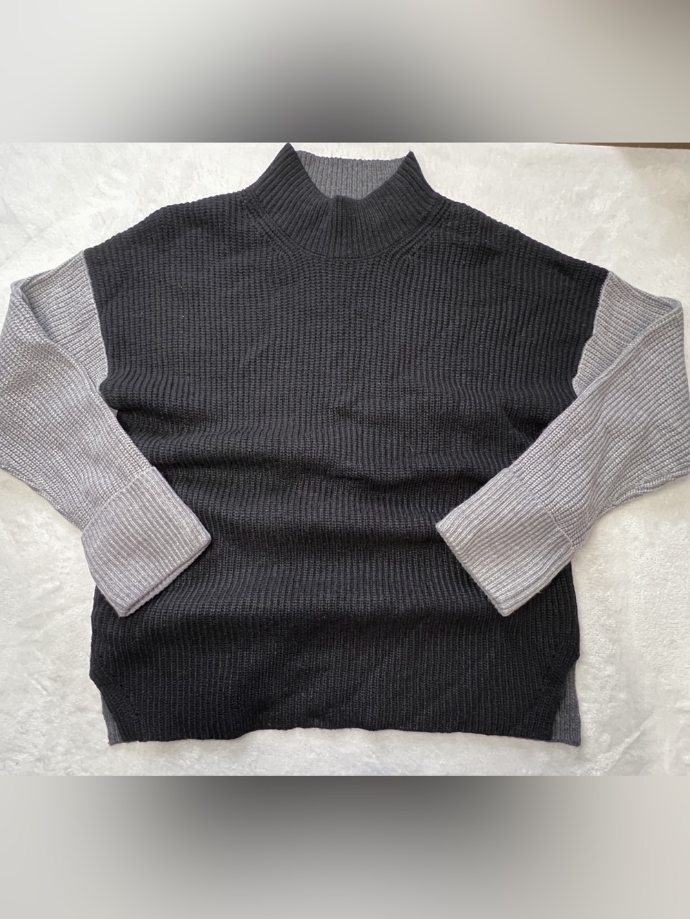 Calvin Klein NWT Cozy Colorblock Mock Neck Ribbed Sweater Black & Gray Contrast